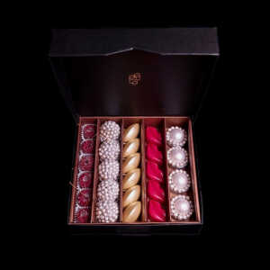 coffret de pâtisseries tunisiennes et chocolat